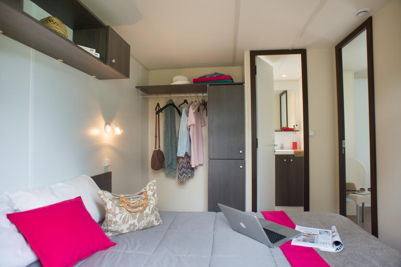 Camping Officiel Siblu Le Lac Des Reves Lattes Exteriör bild